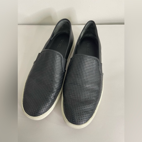 Vince Blair 5 Perforated Slip-On Sneakers in Black Retail $225 Minimalist Fall - Picture 2 of 8